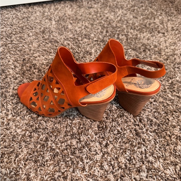 Vince Camuto wedge heels! - Picture 2 of 6